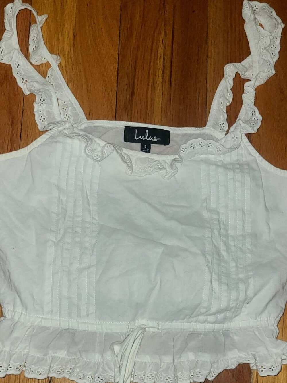 Pier Side White Eyelet Lace Ruffled Drawstring Crop Top sz Small